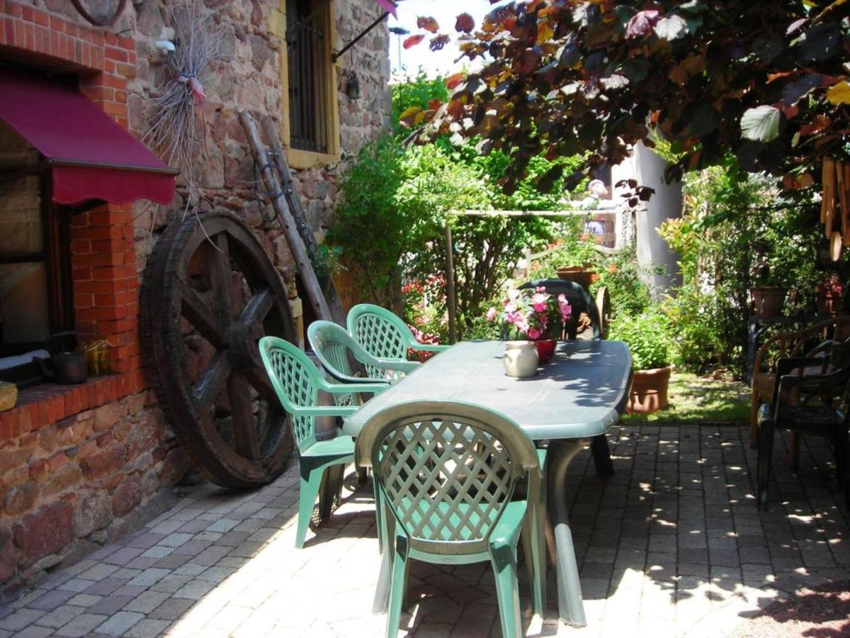 Gite Charmant Avec Jardin Privatif, Proche Sites Historiques Et Activites De Plein Air - Fr-1-496-183 Cuinzier 외부 사진