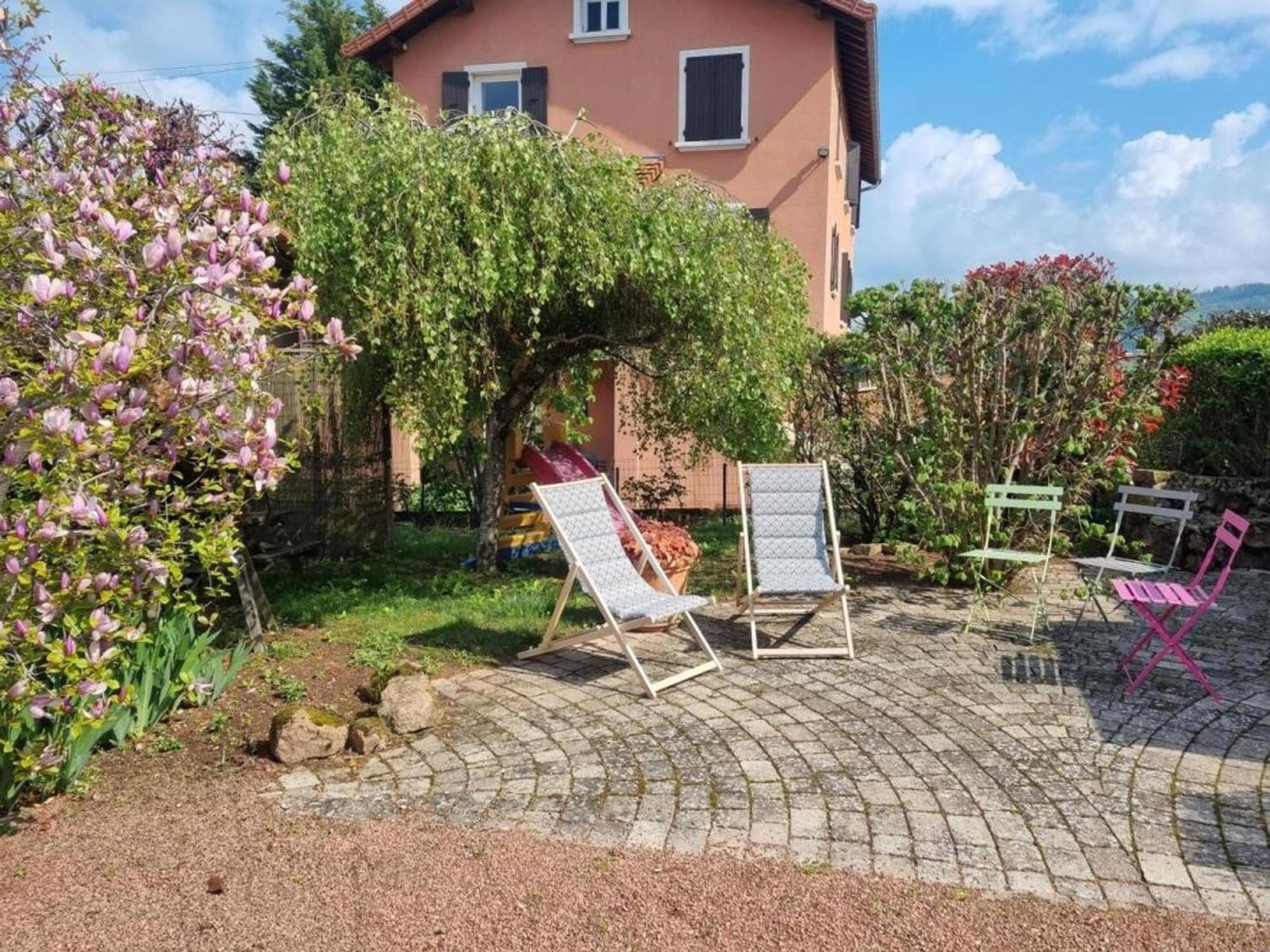 Gite Charmant Avec Jardin Privatif, Proche Sites Historiques Et Activites De Plein Air - Fr-1-496-183 Cuinzier 외부 사진